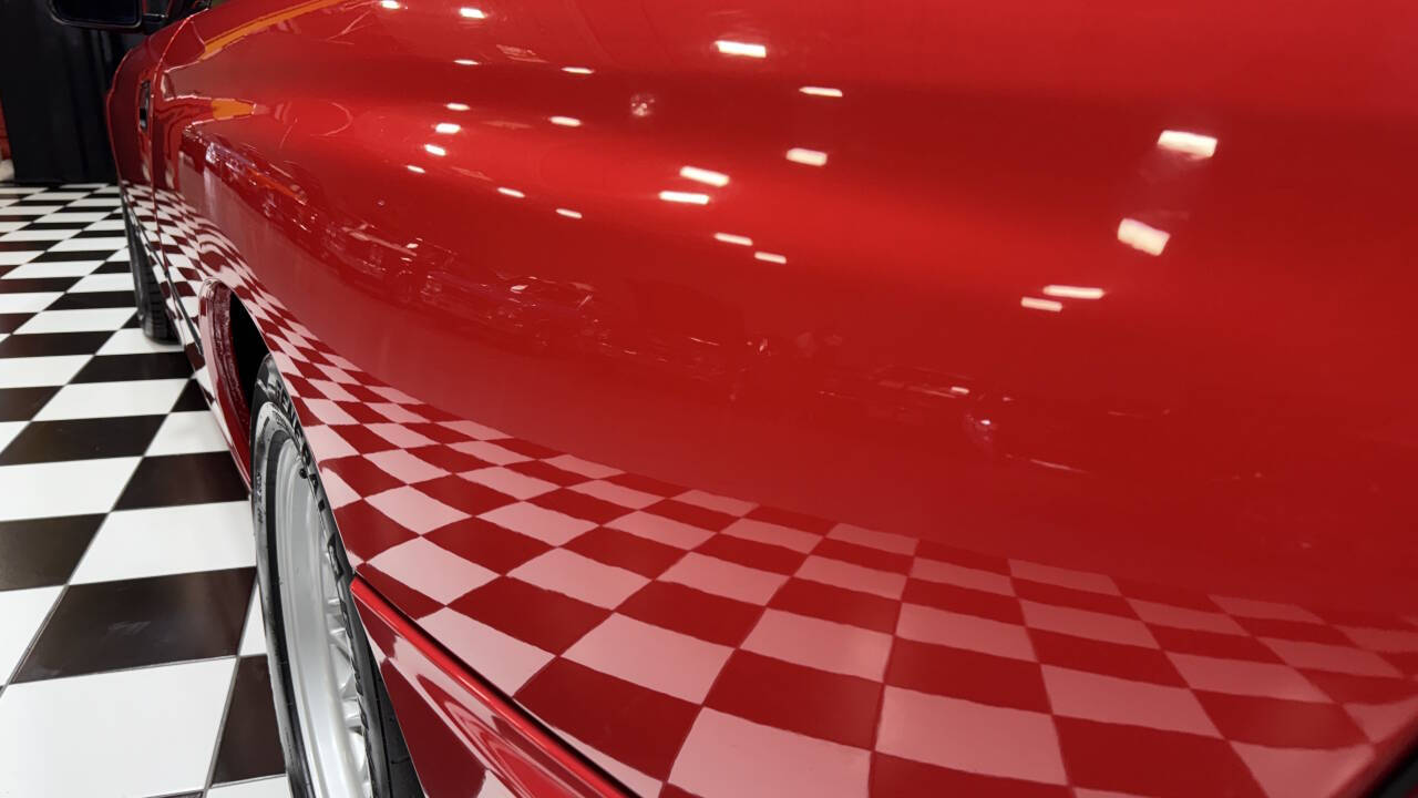 1991 BMW 8 Series 32