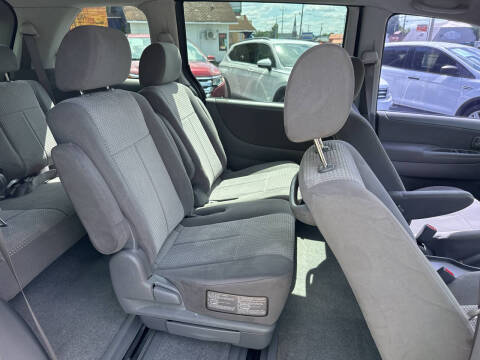 2005 Mazda MPV LX