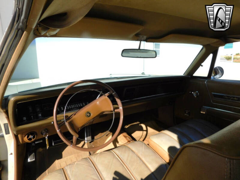 1969 Chrysler New Yorker