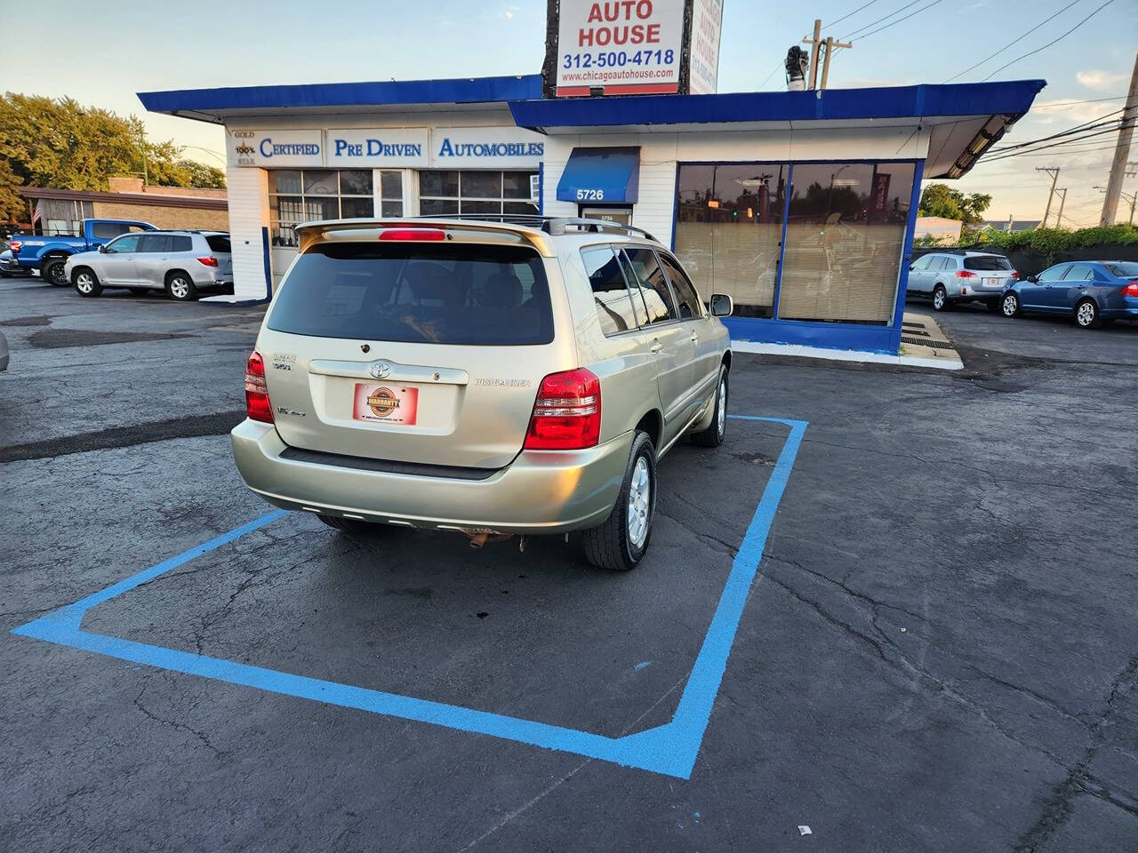 2003 Toyota Highlander for sale at Chicago Auto House in Chicago, IL