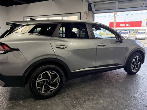 2023 Kia Sportage LX
