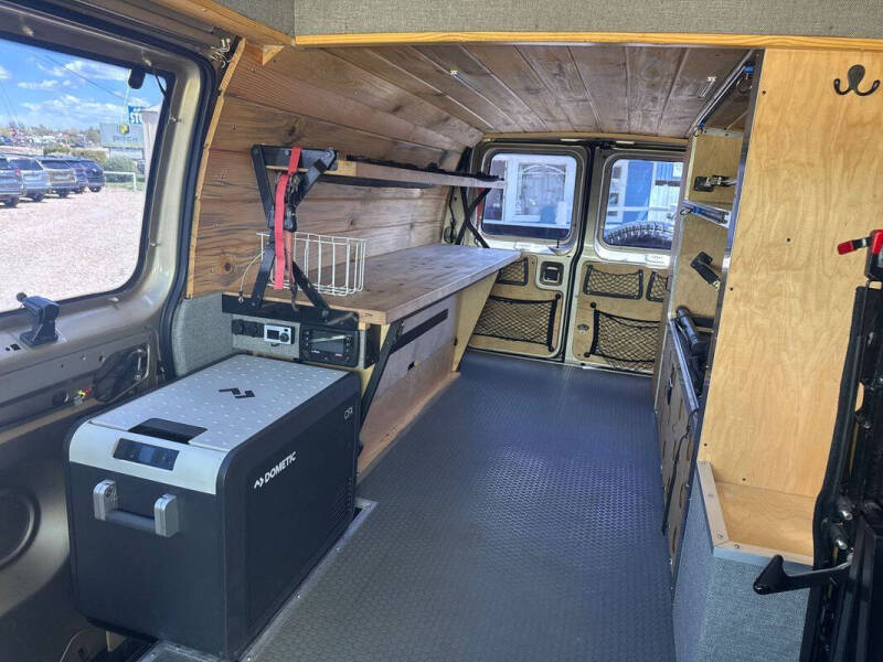 2000 Ford E-350 SD