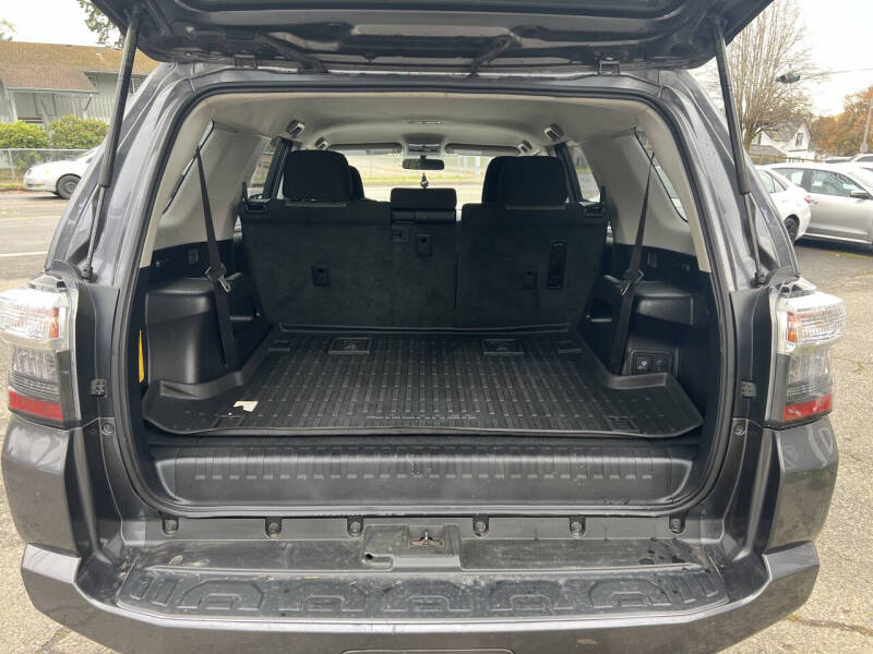 2018 Toyota 4Runner SR5