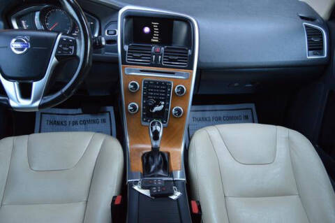 2017 Volvo XC60 T5 Inscription