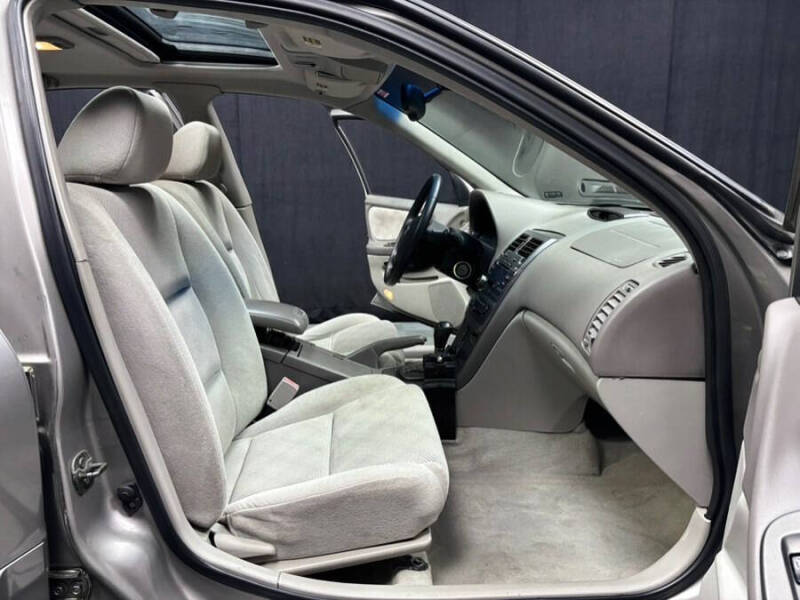 2002 Nissan Maxima
