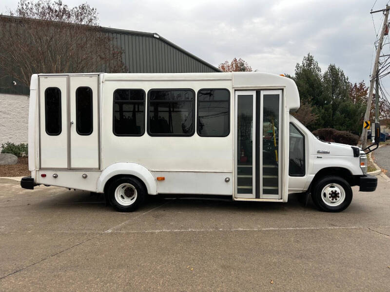 2014 Ford E-Series E-350 SD