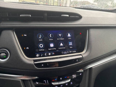 2022 Cadillac XT5 Premium Luxury