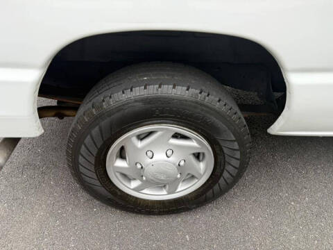 2014 Ford E-Series E-250