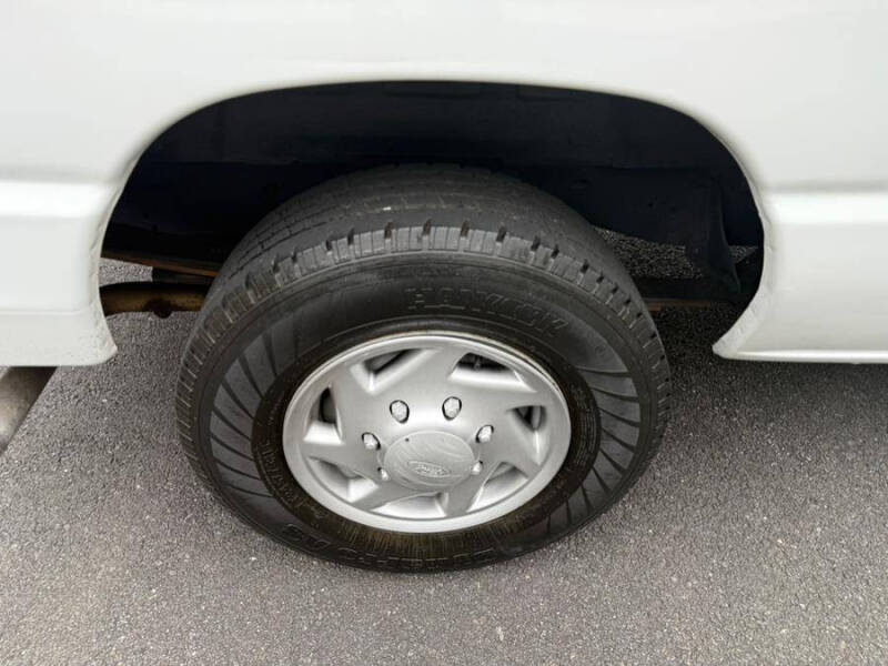 2014 Ford E-Series E-250