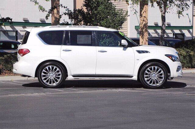 2017 Infiniti QX80