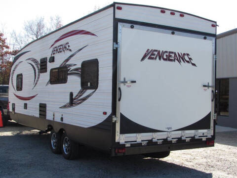 2015 Forest River Vengeance 25v