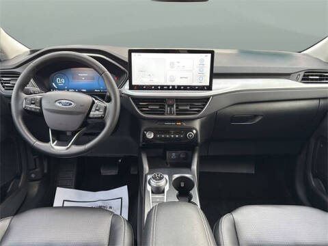 2023 Ford Escape Platinum