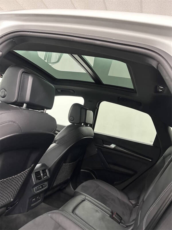 2022 Audi SQ5 Sportback 3.0T quattro Premium Plus