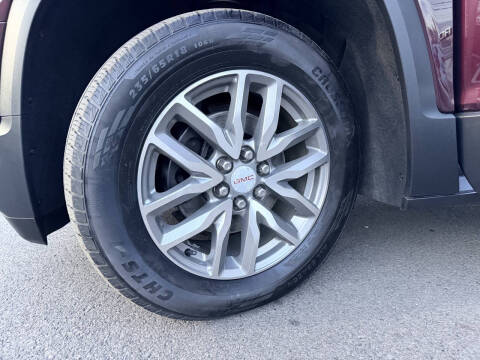 2017 GMC Acadia SLE-2