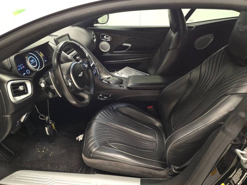 2018 Aston Martin DB11 V12