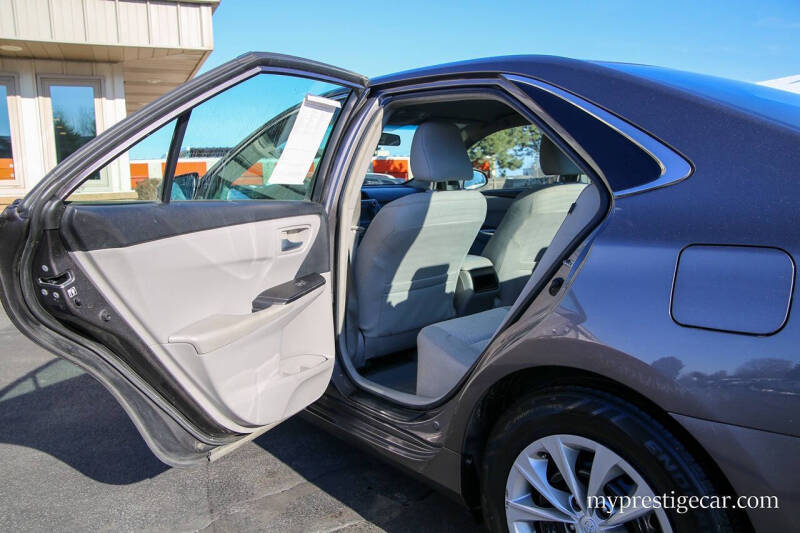 2015 Toyota Camry LE