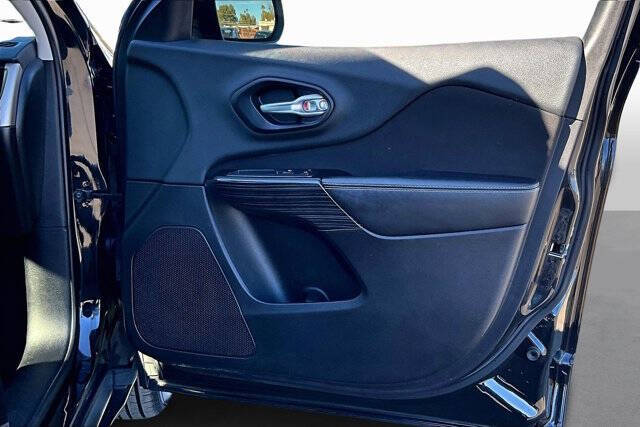 2014 Jeep Cherokee Sport