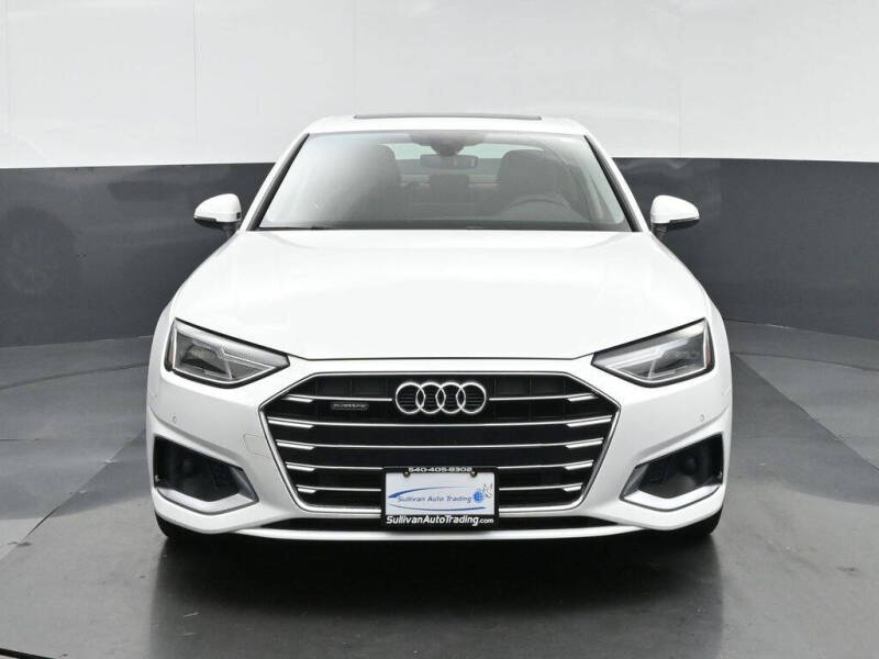 2022 Audi A4 quattro Premium 40 TFSI