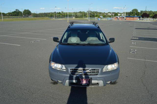 2005 Volvo XC70