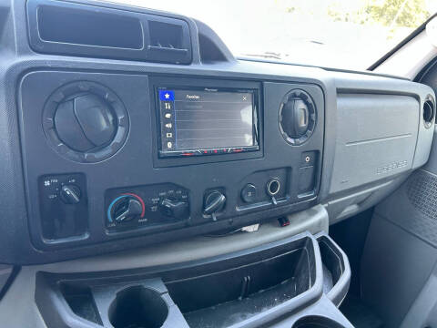 2014 Ford E-Series E-250