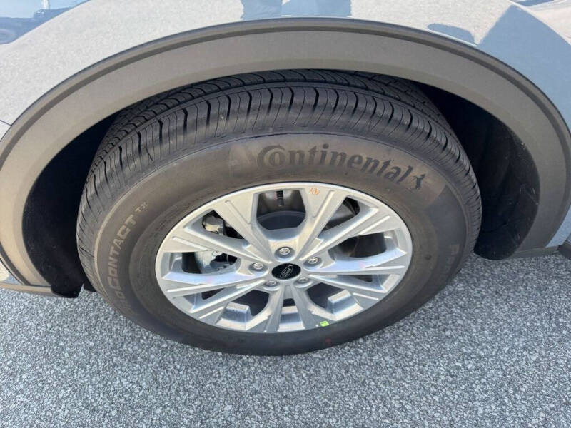 2025 Ford Escape Active