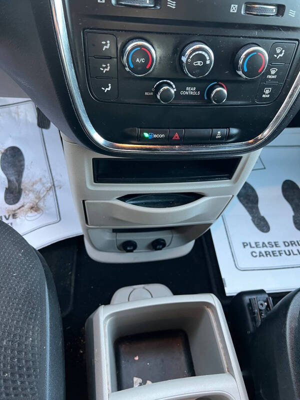 2014 Dodge Grand Caravan American Value Package