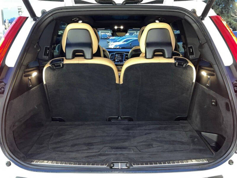 2018 Volvo XC90 T8 eAWD Inscription