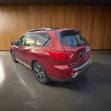 2017 Nissan Pathfinder Platinum