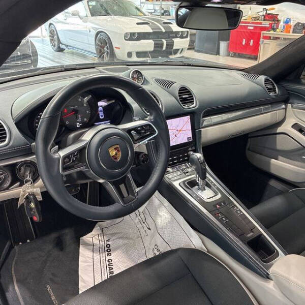 2017 Porsche 718 Cayman S