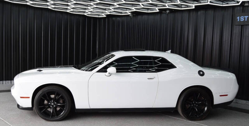 2018 Dodge Challenger SXT Plus