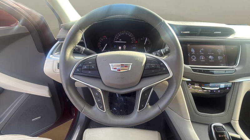 2017 Cadillac XT5 Premium Luxury