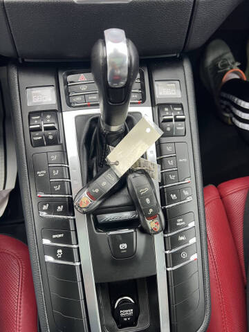 2017 Porsche Macan S