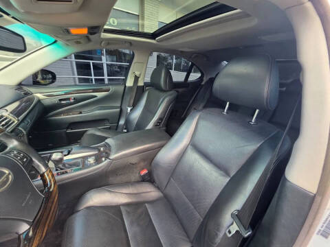 2014 Lexus LS 460