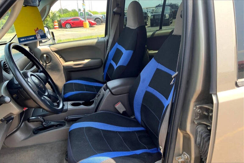 2004 Jeep Liberty Sport