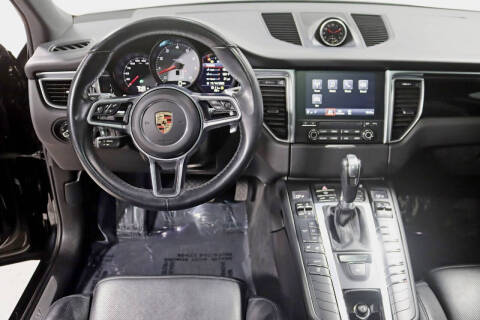 2018 Porsche Macan S