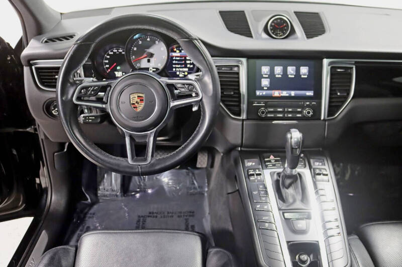 2018 Porsche Macan S