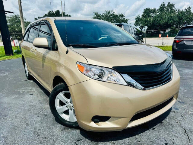 2011 Toyota Sienna for sale at NOVA AUTO SALES in Orlando, FL