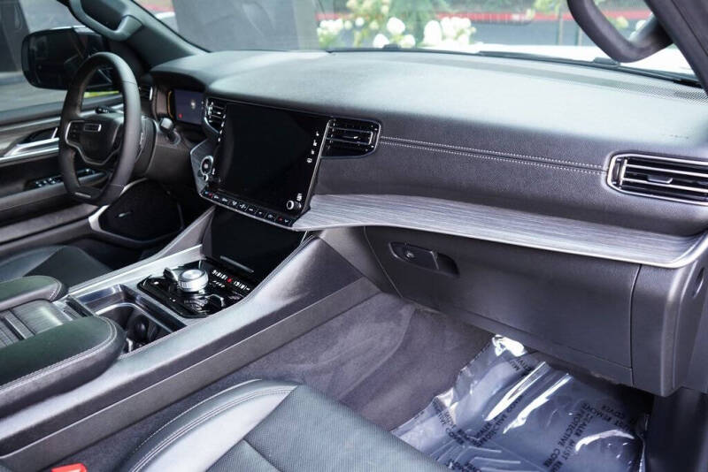 2023 Jeep Wagoneer Series III