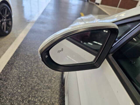 2019 Volkswagen Golf SE