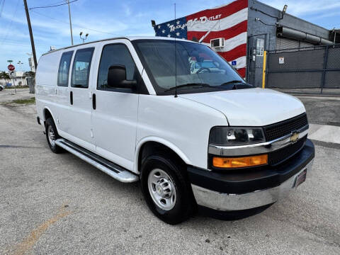 2023 Chevrolet Express 2500