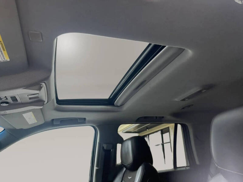 2018 Cadillac Escalade Luxury