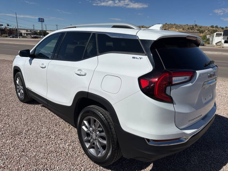 2024 GMC Terrain SLT