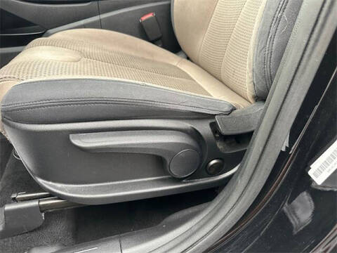 2021 Hyundai Santa Fe SE