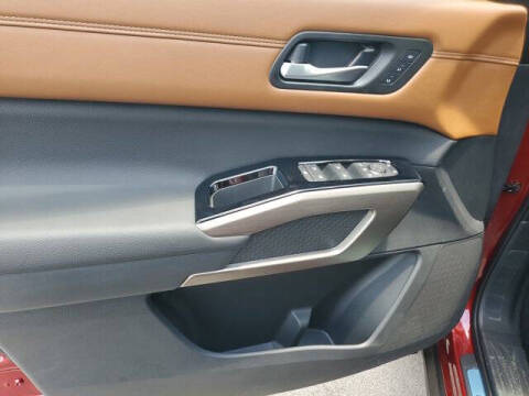 2025 Nissan Pathfinder Platinum