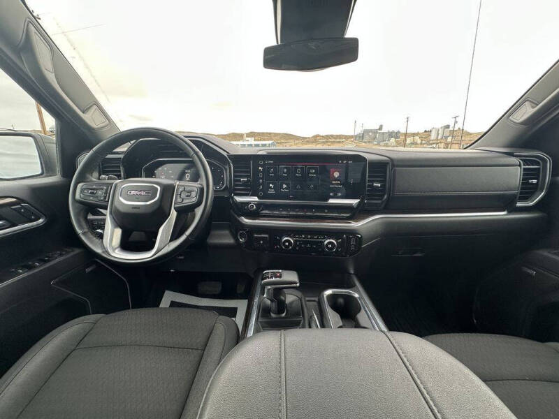 2025 GMC Sierra 1500