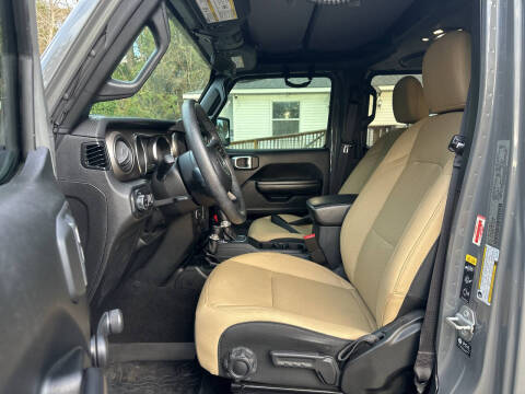 2021 Jeep Gladiator Willys Sport