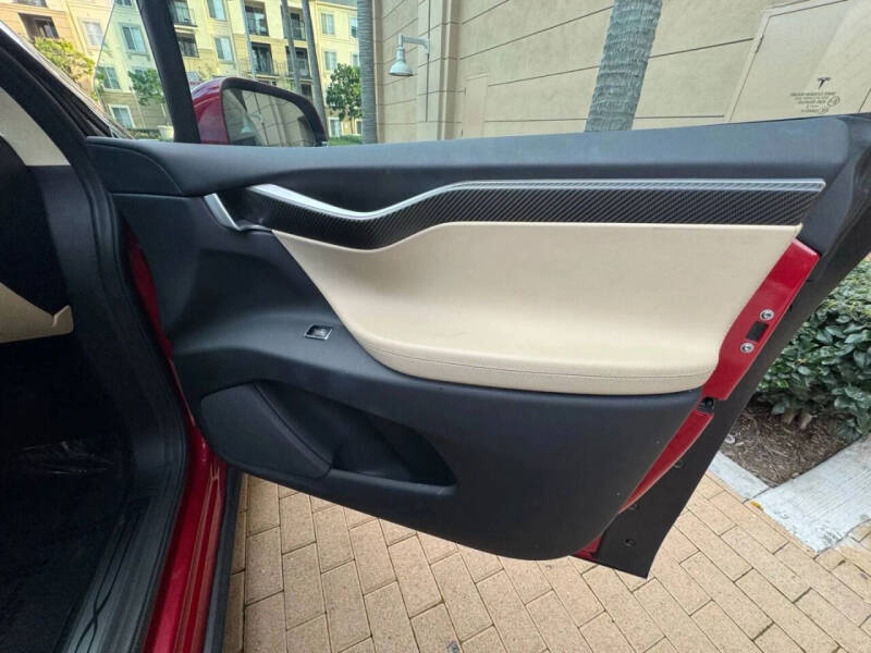 2017 Tesla Model X 75D