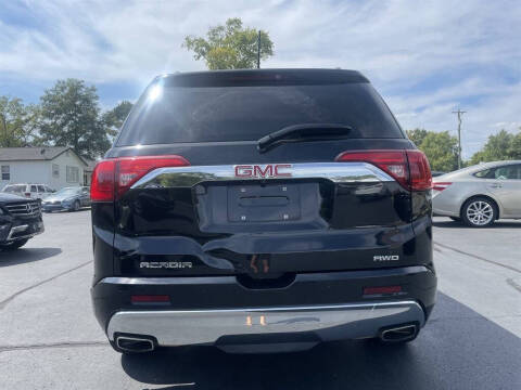 2017 GMC Acadia Denali