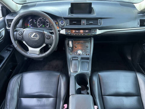 2014 Lexus CT 200h