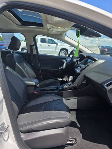 2017 Ford Focus Titanium
